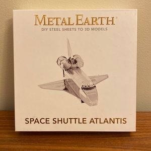 MetalEarth Model Kit of Space Shuttle Atlantis